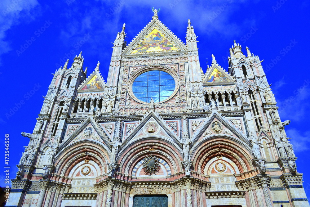 Siena Cathedral against a clear sky