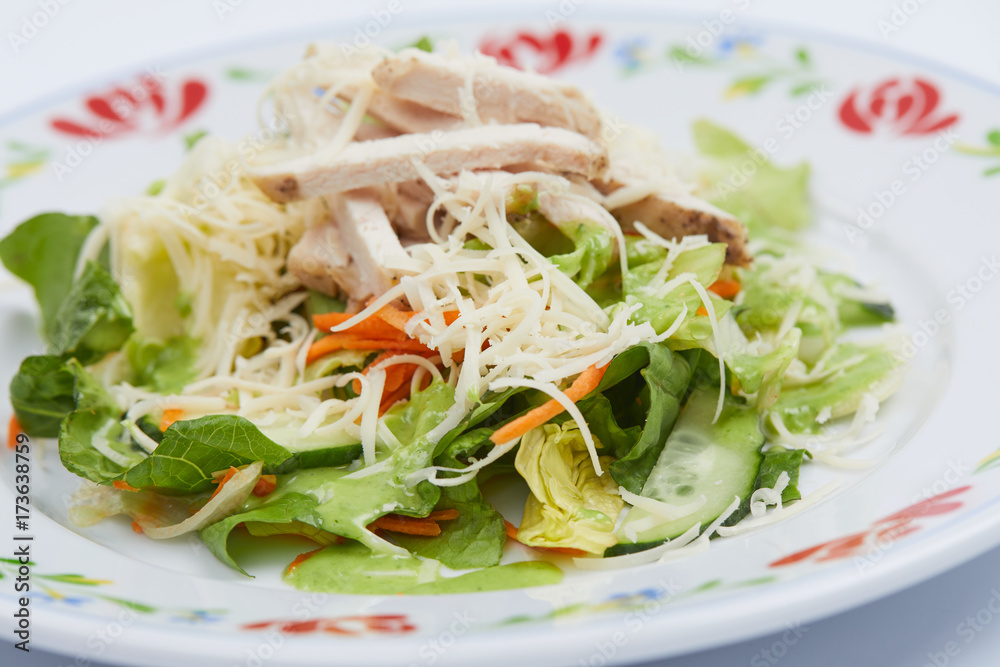 salad with chicken