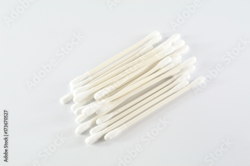 Cotton buds 