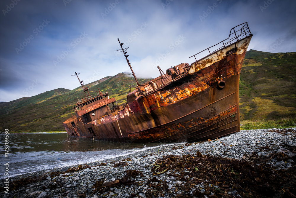 ship wreck, Morzhovaya Bay, Russia