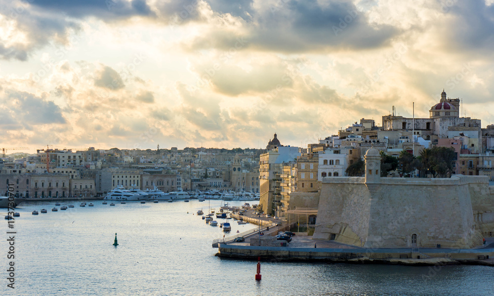 Valletta sunrise
