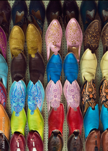 Ethnic shoes market. Slippers shoes