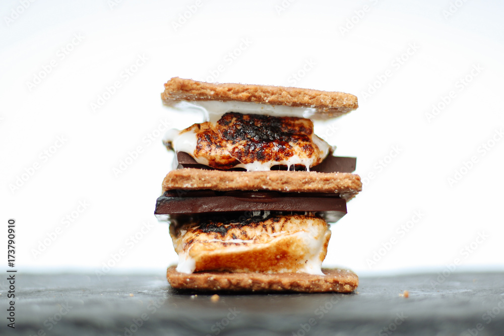 A S'more A S'more