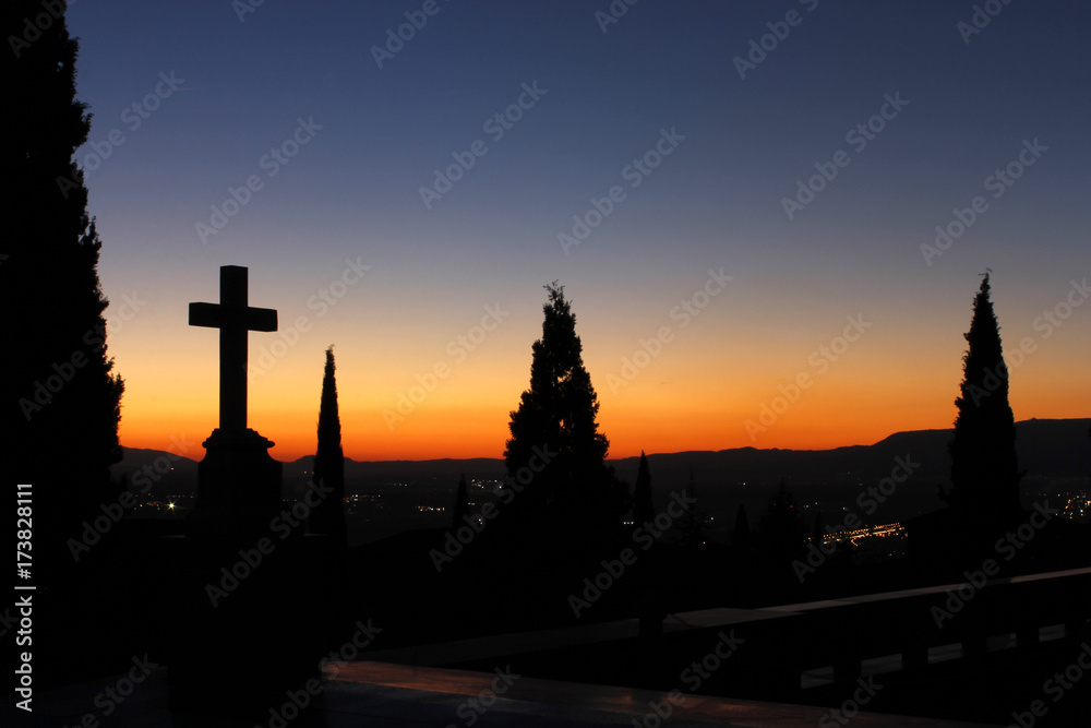 Cruces en el cementerio