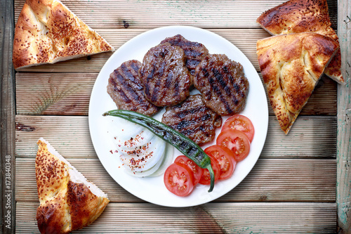 Kofte and pita