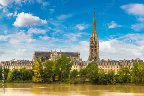 St Michel cathedral in Bordeaux