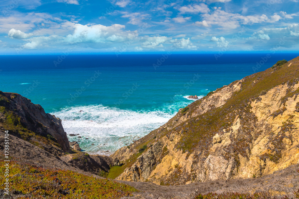 Fototapeta premium Atlantic ocean coast in Portugal