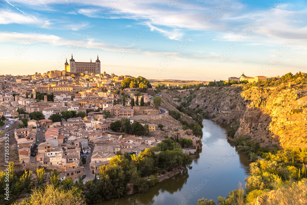 Cityscape of Toledo, Spain - obrazy, fototapety, plakaty 