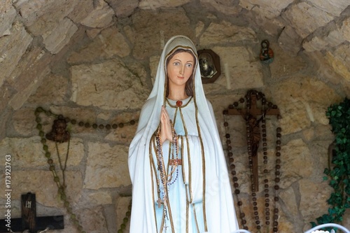 Maria Statue in einer Kapelle bei Nendingen und stetten im Landkreis Tuttlingen photo