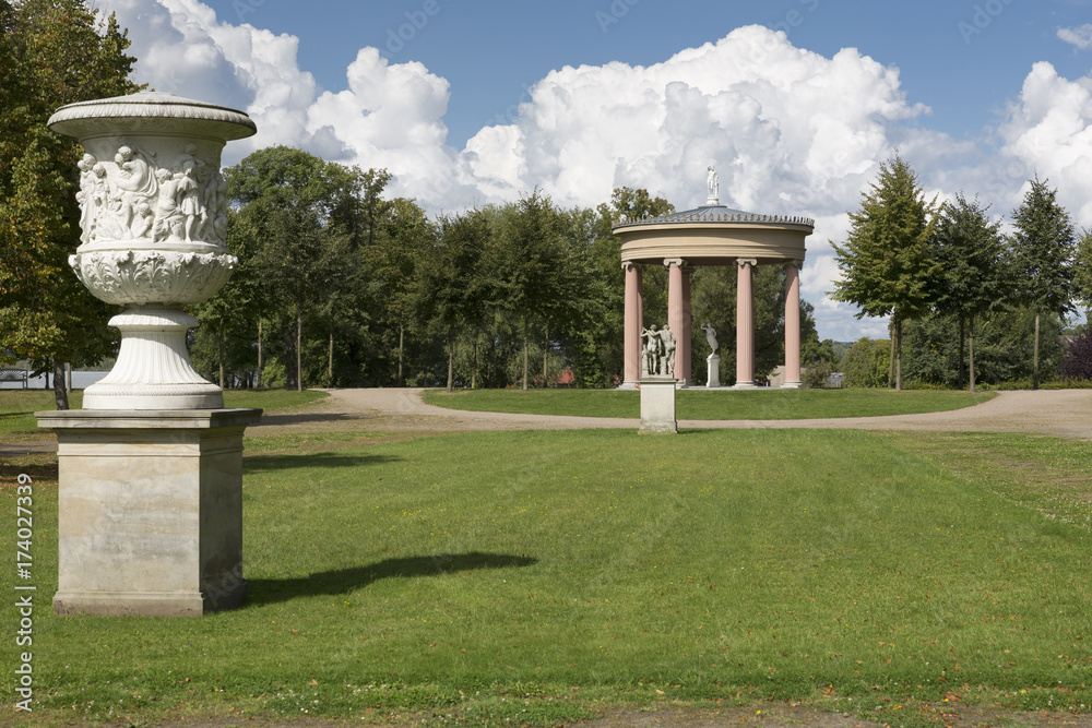 Hebetempel im Schlosspark von Neustrelitz, Mecklenburg-Vorpommern
