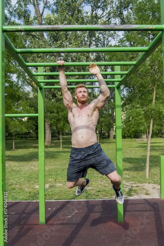Strong yooung man exercise ...