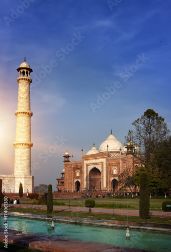 Mosque in the territory Taj Mahal, India