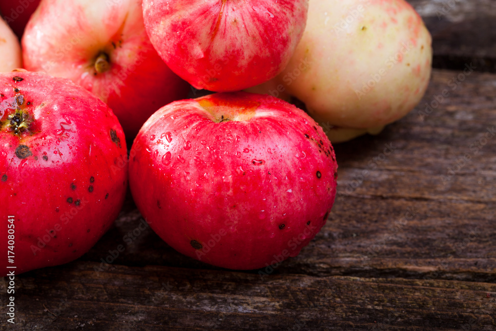 Red ripe apples Red ripe apples