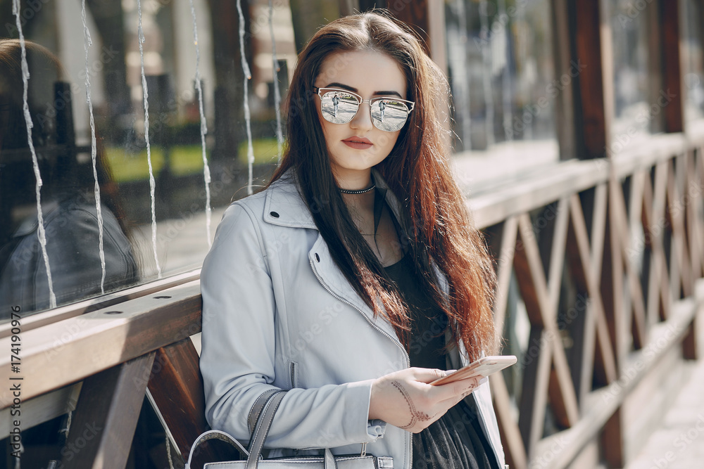 girl in city