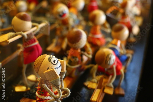 Wallpaper Mural 人形 Torontodigital.ca