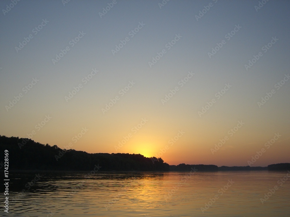 Auf der Donau mit dem Schlauchboot