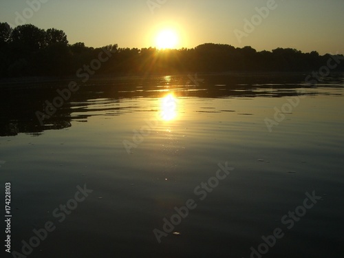 Auf der Donau mit dem Schlauchboot