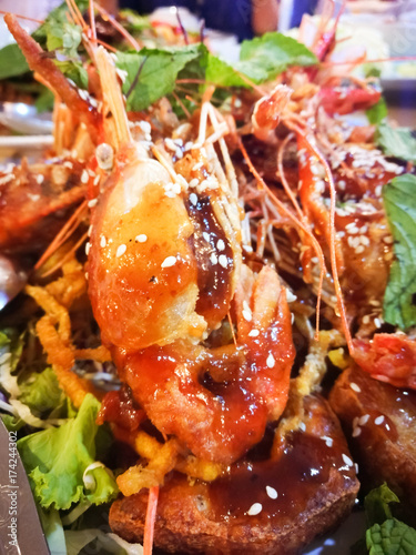 Deep Fried Shrimp with Tamarind Sauce, popular Thai food.