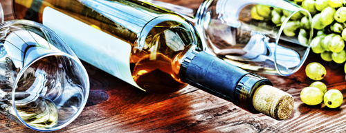 Bottle of white wine. Thanksgiving.