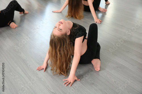 Group of young dancers in s...