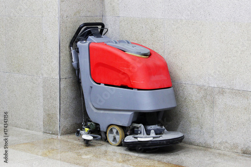 Photography Brush in the battery scrubber dryer in the railway station.
