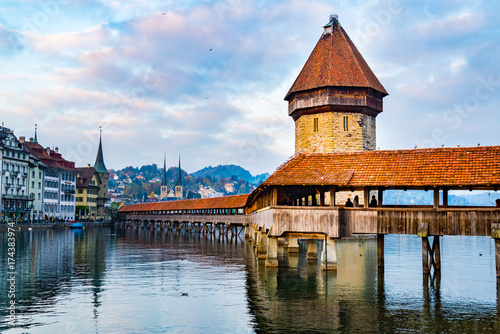 Vászonkép View of the famous Chapel Bridge and Lake Lucerne
