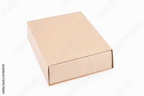 brown paper box isolated © chungking
