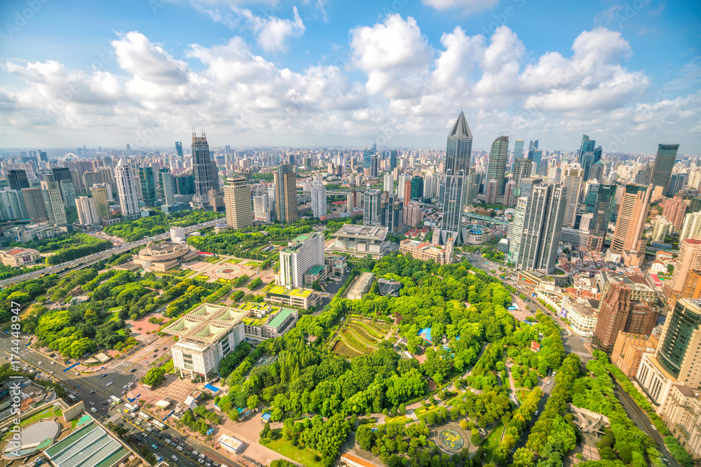 Fototapeta premium Szanghaj Ludowy plac i park z widoku z góry