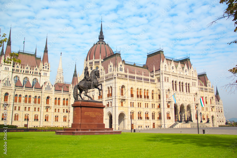 Beautiful view of the monument to Ferenc II Rakoki in the square of Lajos Kosuta in front of the Hungarian Parliament in Budapest, Hungary