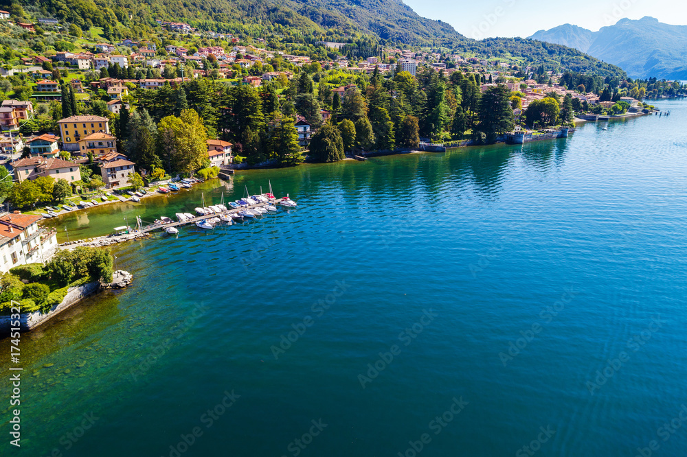 Lierna - Lago di Como (IT) - Vista aerea del porticciolo