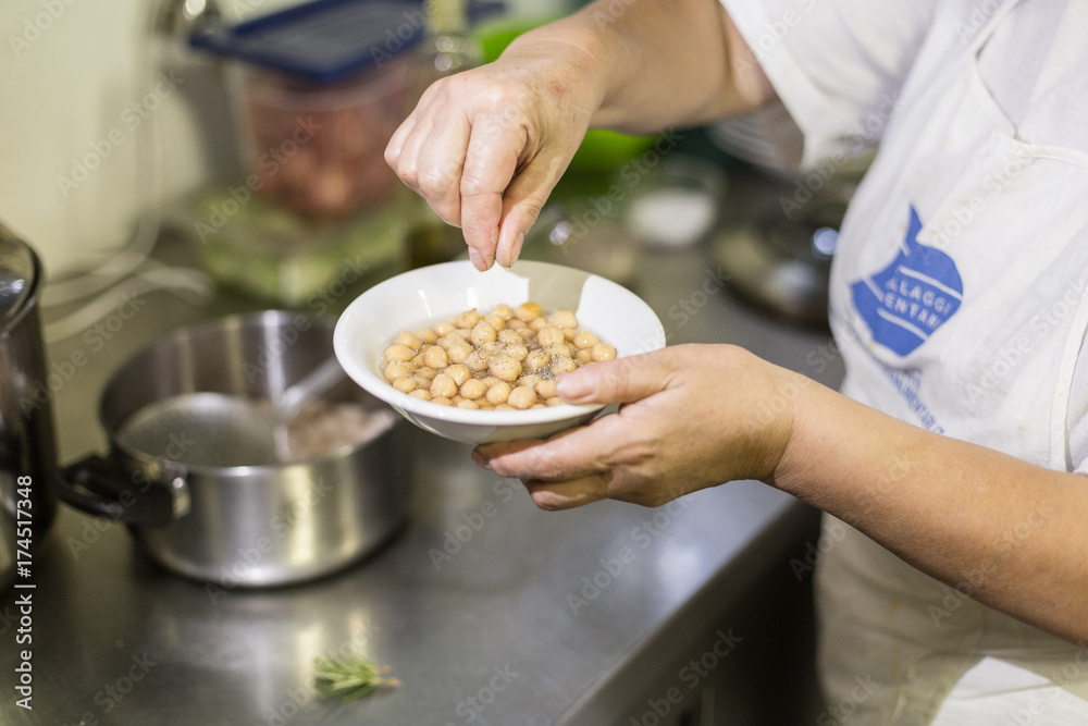 chickpeas salad