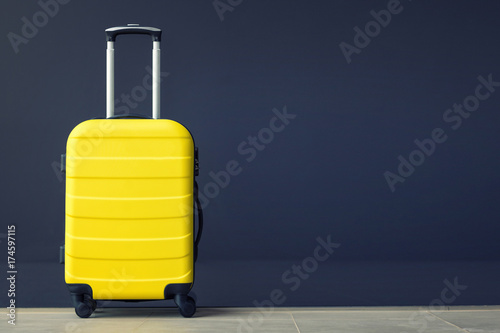 Fotografie, Obraz Yellow suitcase