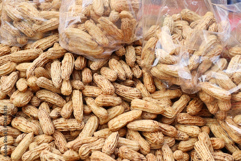 Peanuts Peanuts
