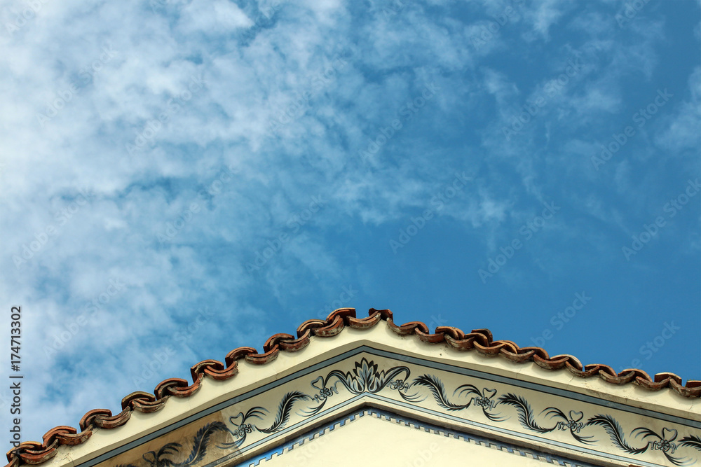 Obraz premium Roof and sky