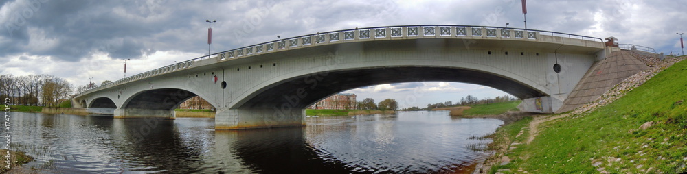 Naklejka premium Panoramic view of concrete bridge