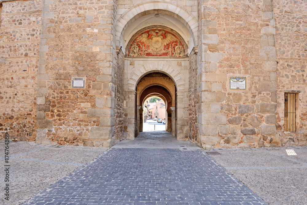 Puerta de Bisagra en Toledo Puerta de Bisagra en Toledo