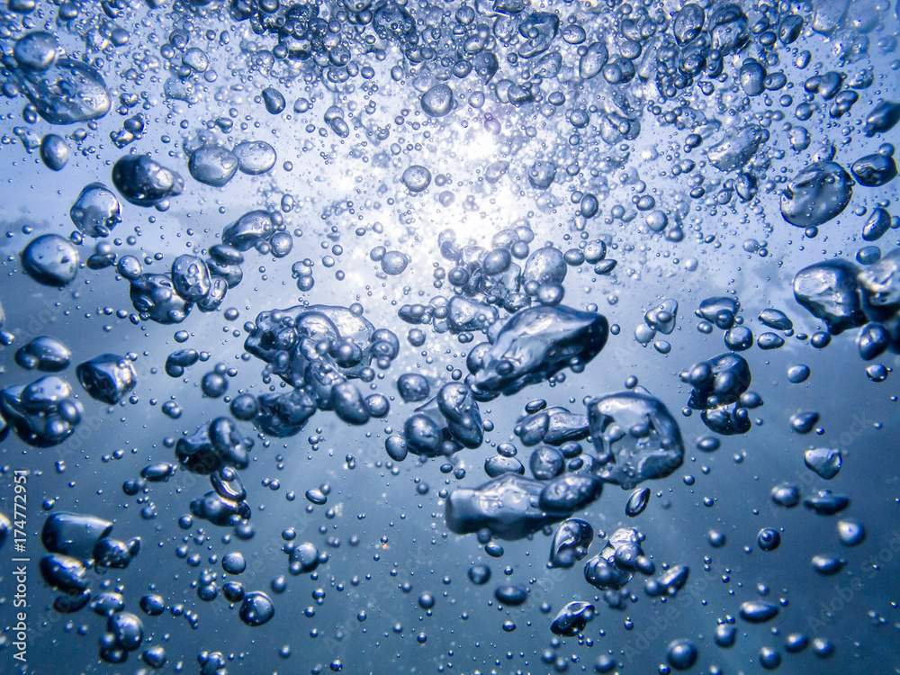 Underwater bubbles Underwater bubbles