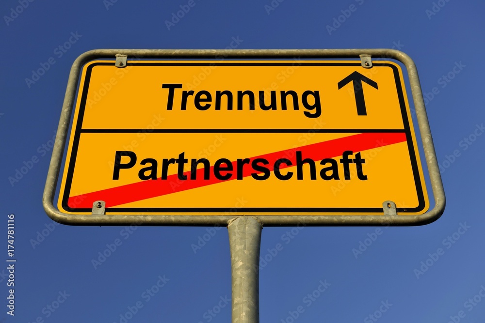 City limit sign, symbolic image for the way from Partnerschaft to Trennung, German for going from being in a partnership to having a separation City limit sign, symbolic image for the way from Partnerschaft to Trennung, German for going from being in a partnership to having a separation