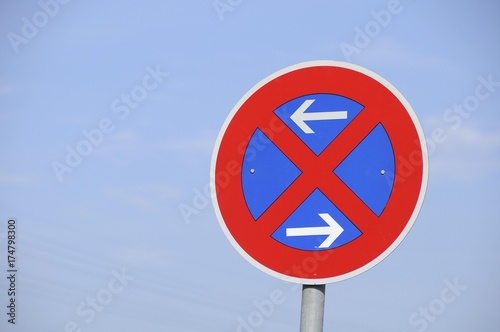 No stopping sign