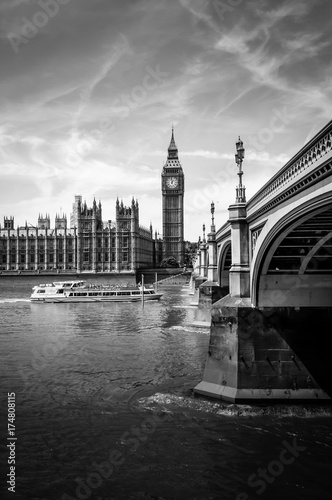 Big ben black white with a boat