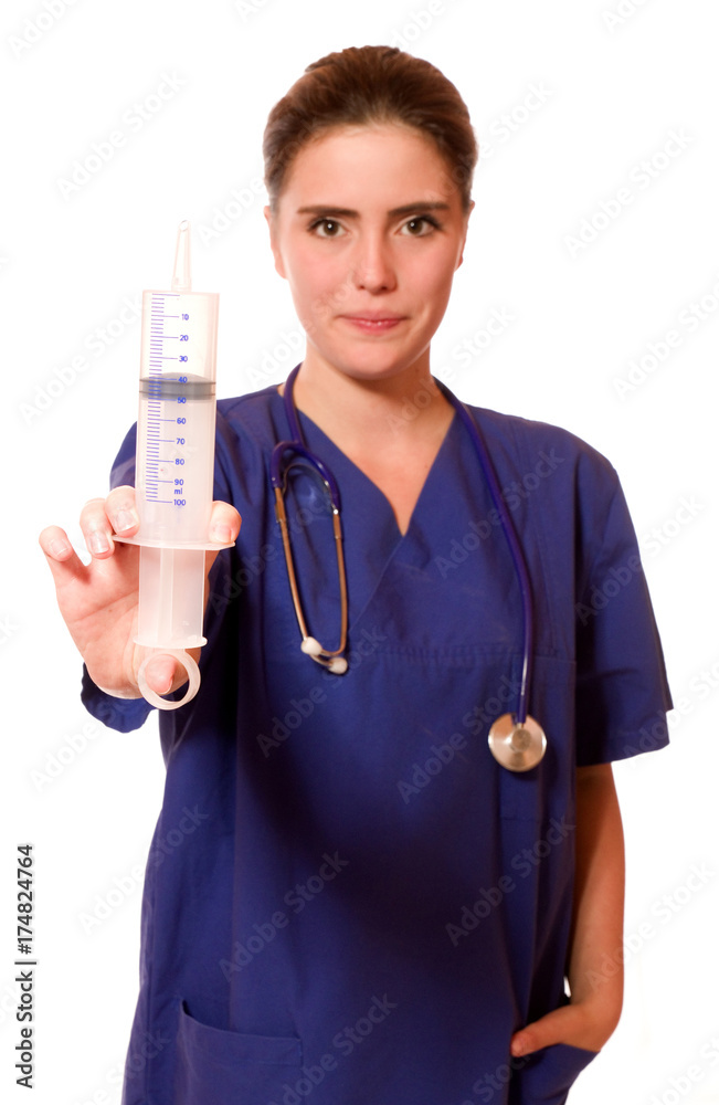 Attraktive junge Krankenschwester mit Spritze Attraktive junge Krankenschwester mit Spritze