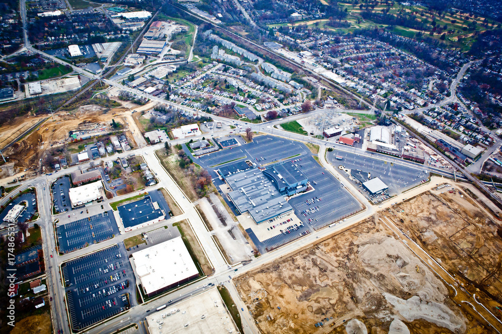 Fototapeta premium Aerial view of Crossroads Church in Cincinati Ohio