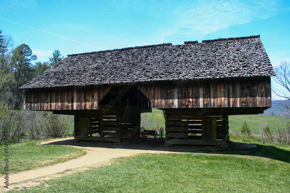 Cantilever Barn-Cades Cove, Tennessee Cantilever Barn-Cades Cove, Tennessee