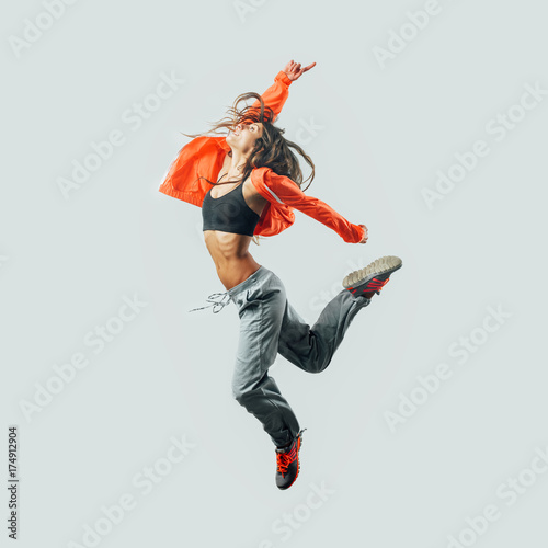Tela Modern style dancer jumping