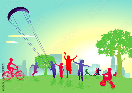 Kinder im Park spielen und sind vergnügt