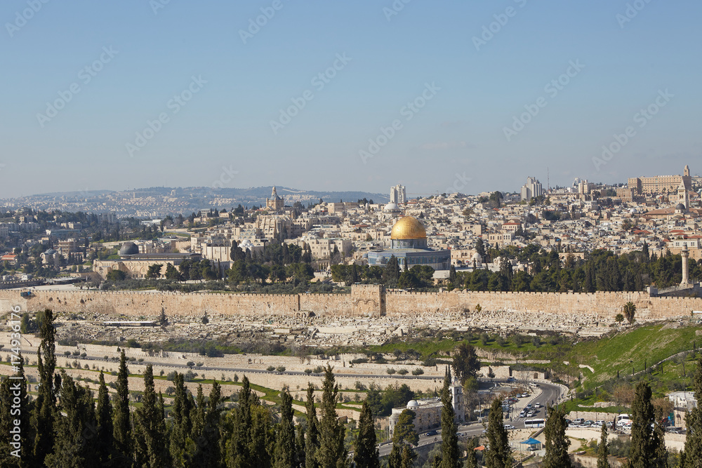 Temple Mount in the Old City of Jerusalem. The Dome of the Rock and Al-Aqsa Mosque - panorama. 