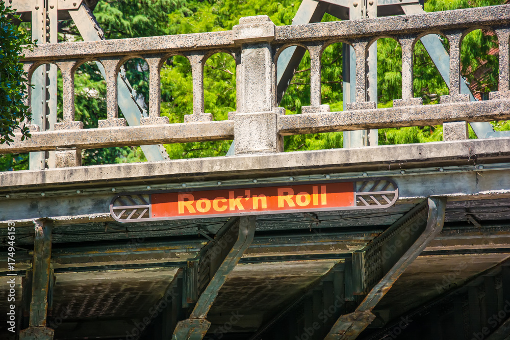 Schild 297 - Rockn Roll