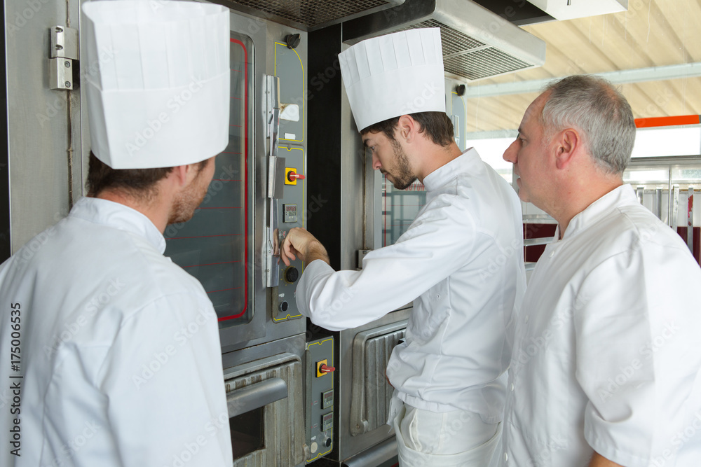 collaboration of two generations in a bakery shop