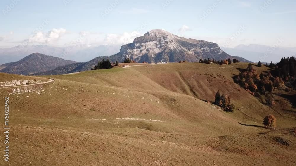 Chamechaude vue depuis le Charmant Som