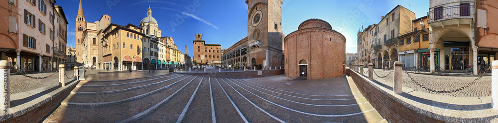 Mantova, piazza delle Erbe a 360°